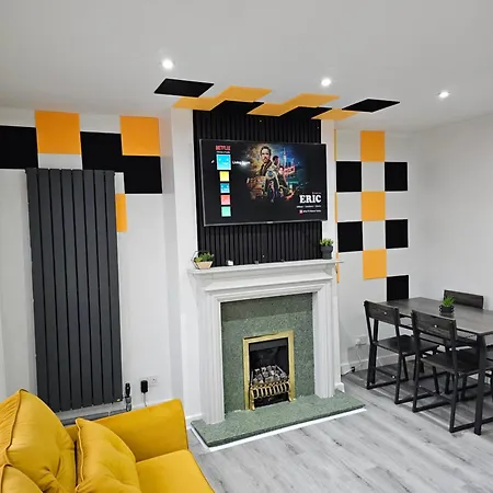 Bridgepay Modern 4 Bedroom House In Cumbria - Whitehaven - Free Parking Exterior photo
