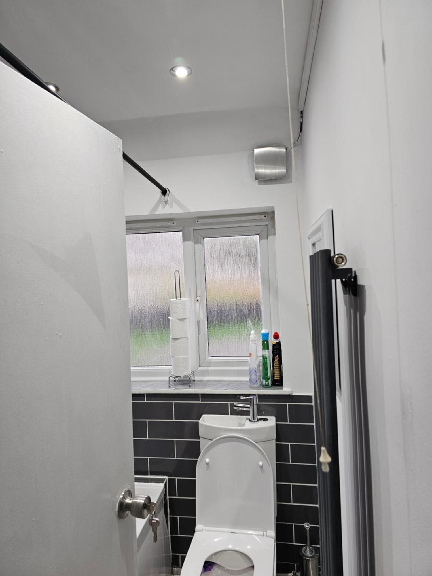 Bridgepay Modern 4 Bedroom House In Cumbria - - Free Parking
